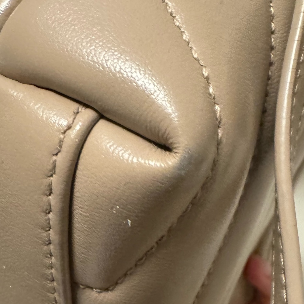 saint Laurent Lou lou bag in beige - Picture 6 of 12